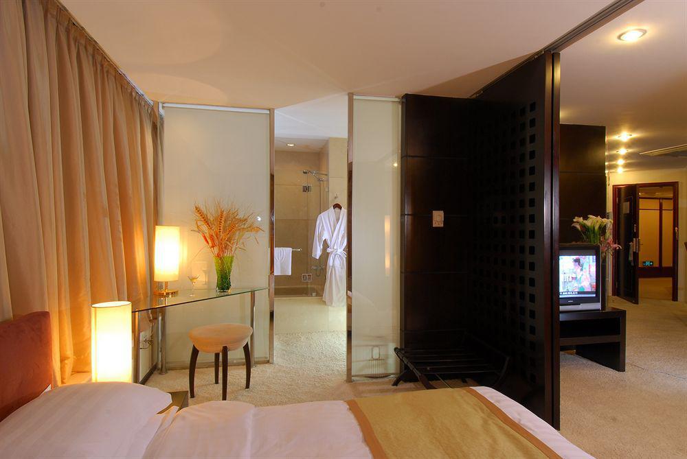 Brightel All Suites Shanghai Exterior photo